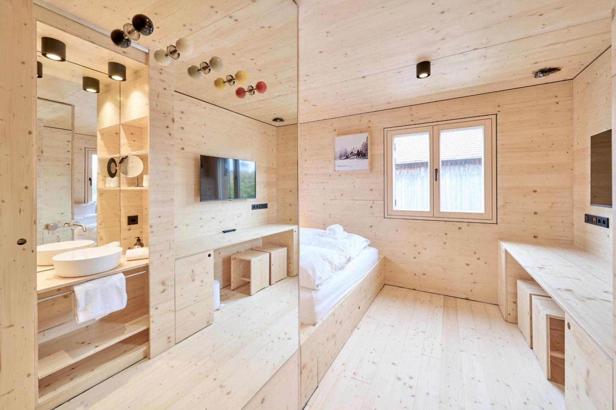 Chalets Lara & Louise Rieden Ruang foto